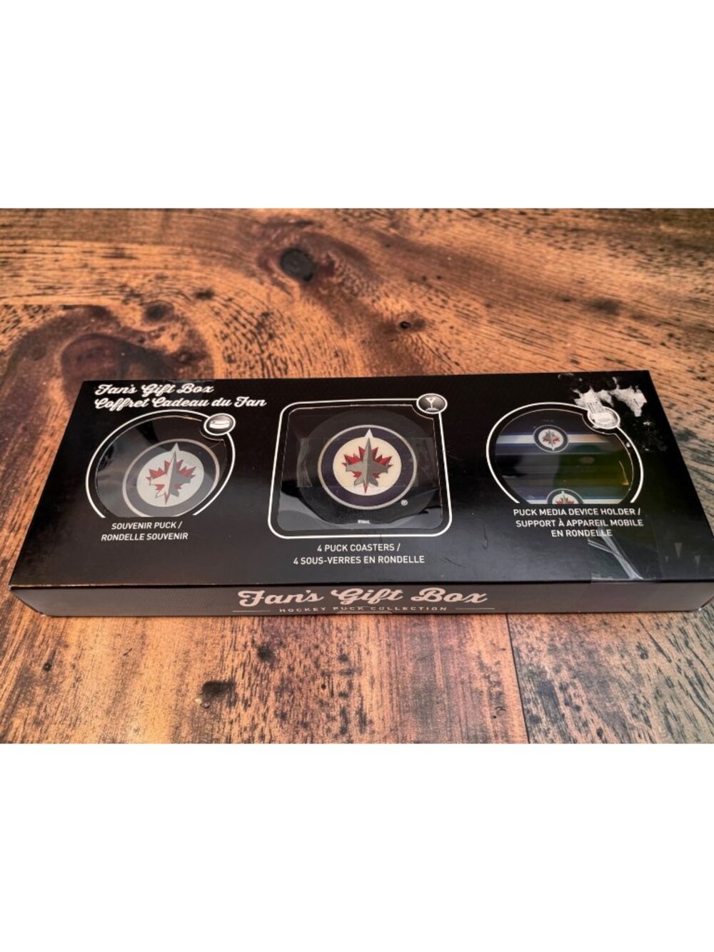 Fans Gift Box Winipeg Jets NHL Hockey Puck Collection With Souvenir Puck 4 Puck